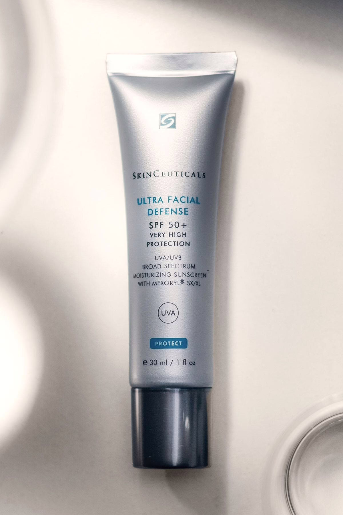 Intense Formula Ultra Facial Defense SPF 50 30 ml | Yağsız Güneş Kremi 2 Intense Formula Ultra Facial Defense SPF 50 30 ml | Yağsız Güneş Kremi