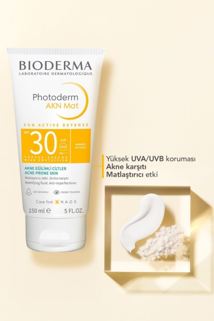 Photoderm AKN Mat Sivilce Karşıtı Güneş Kremi Yağlı Akne Eğilimli Ciltler Matlaştırıcı Etki 150 ml - Görsel 4